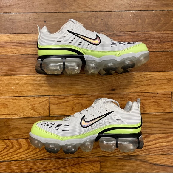 2020 Nike Air Vapormax 360 ‘Summit White/Ghost Green’ Used w/ Replacement Box - Picture 3 of 8